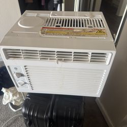 GE Small Room Window Air Conditioner