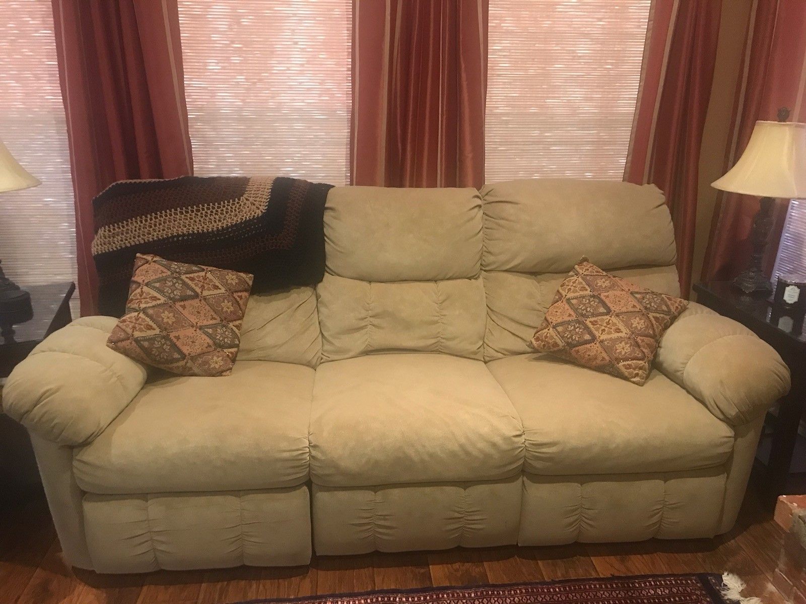 Recliner couch