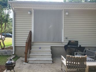 Precast concrete stairs