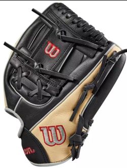 Brand New Wilson A500 11.5 inch Youth Infield Baseball Glove Black Blonde Size 11.5"