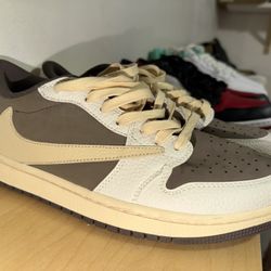 Travis Scott Reverse Mocha 8.5 (like new) (Read ad before messaging)