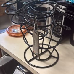 Bouquet wine bottle holder