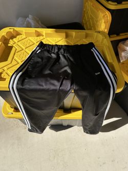 Men’s T, Lounge PantsAnd Socks 