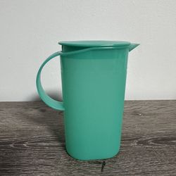 Tupperware 