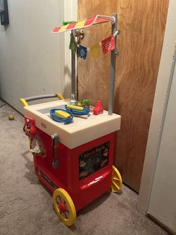 Little Tikes Taco Cart Toy and Accessories