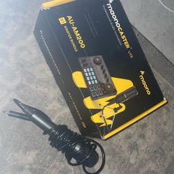 Portable Podcast Console 