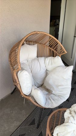 Egg chair