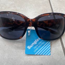 FGX (Makers Of Foster Grant) Animal Print 100% UV Protection Womens Sunglasses