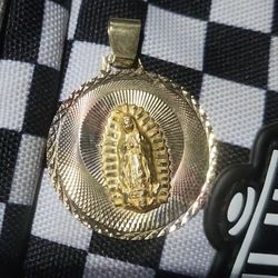 14kt  Gold Saint Mary Pendant