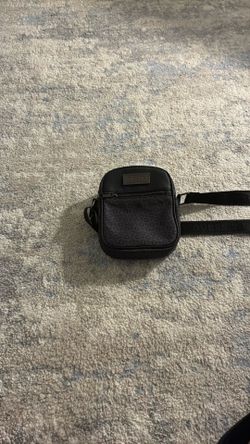 Guess men’s bag