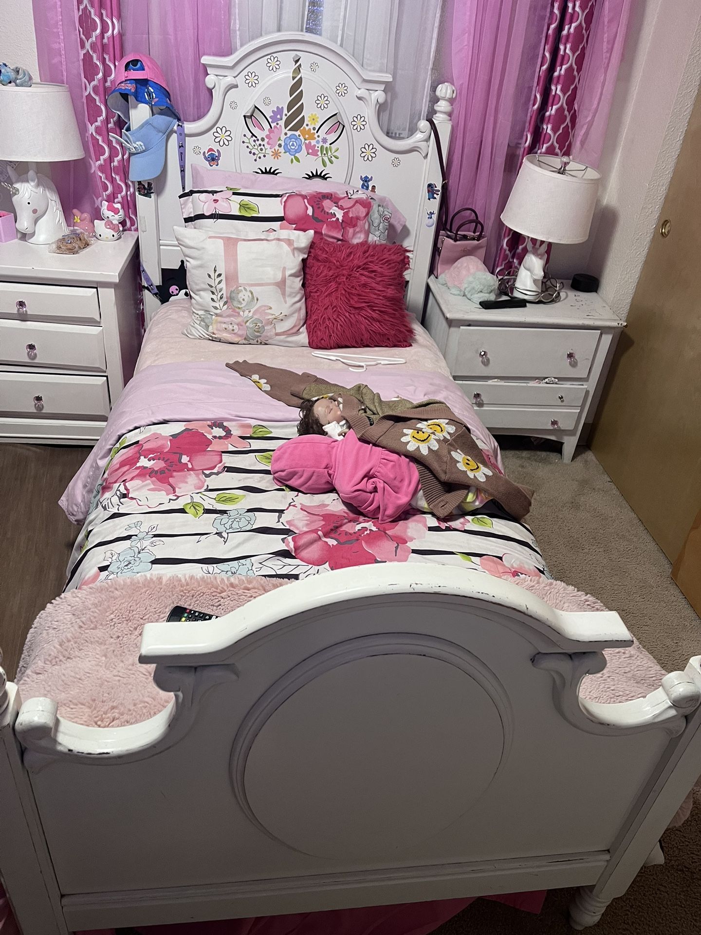 Twin Bed
