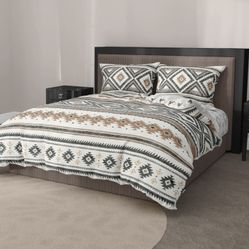 There are all kinds of bed covers, pillowcases, and duvet covers. The products are brand new and still in their original packaging.