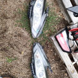 Headlights For 2017 Nissan Altima OEM Parts