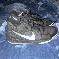 2016 Nike Kyrie 3 Black Ice 852395-018 Men's Size 12 Lace Up