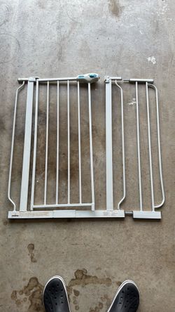 Regalo Toddler or pet gate