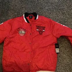 Never Worn Chicago Bulls NBA Jacket (Send Offers)