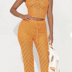 Brand New Two Piece Vacation Or Beach Set