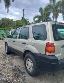 2005 Ford Escape