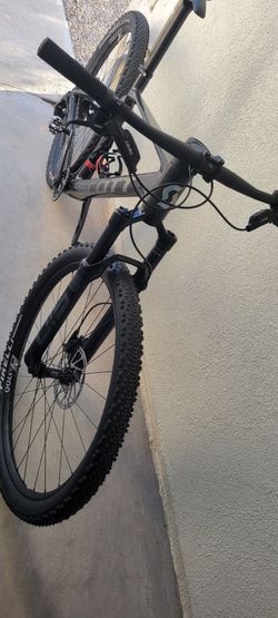 2025 Scott Scale 925
