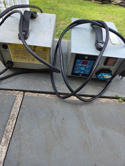 Power supplies for pool