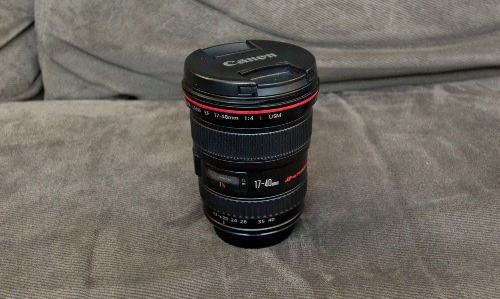Brand new never used Canon 17 40mm f/4 L wide angle zoom lens
