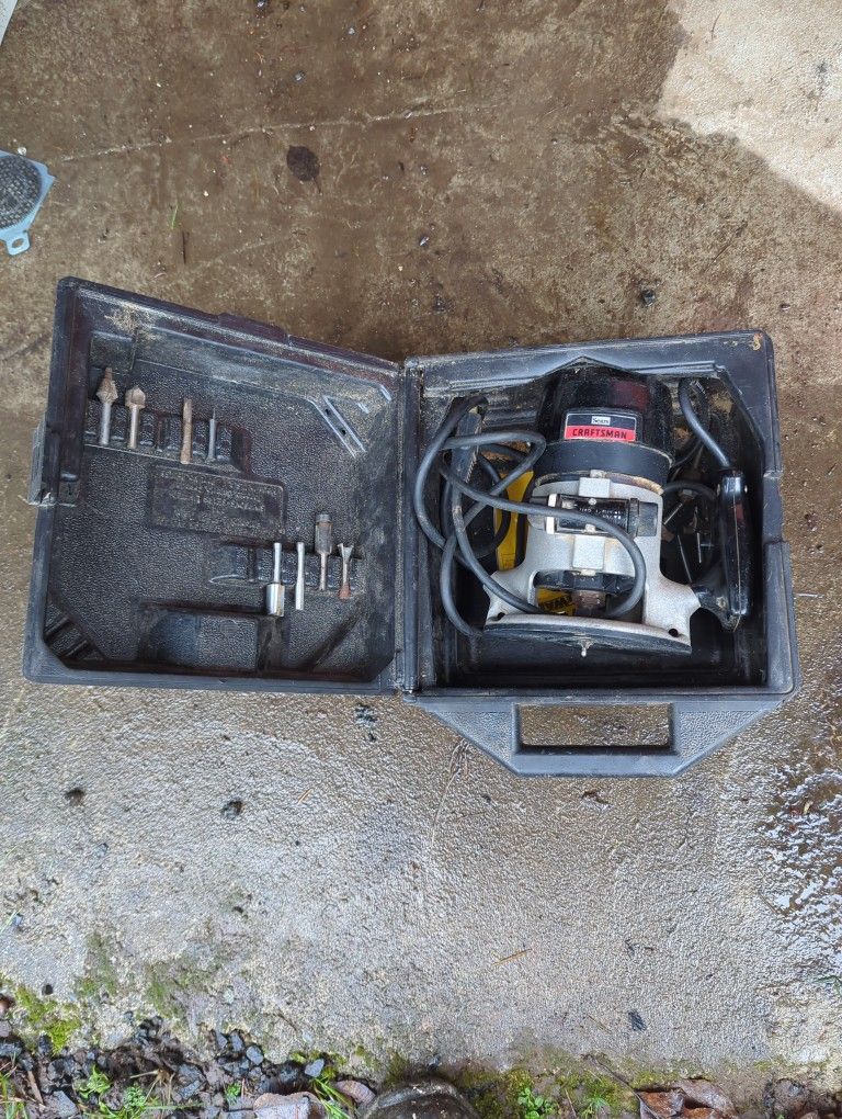 Craftsman Router
