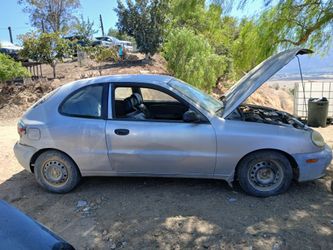 2000 Daewoo lanos S series
