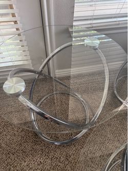 MOVING SALE! 1 coffee table 2 side tables!