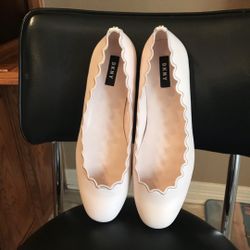 Dkny Flat New Size 10