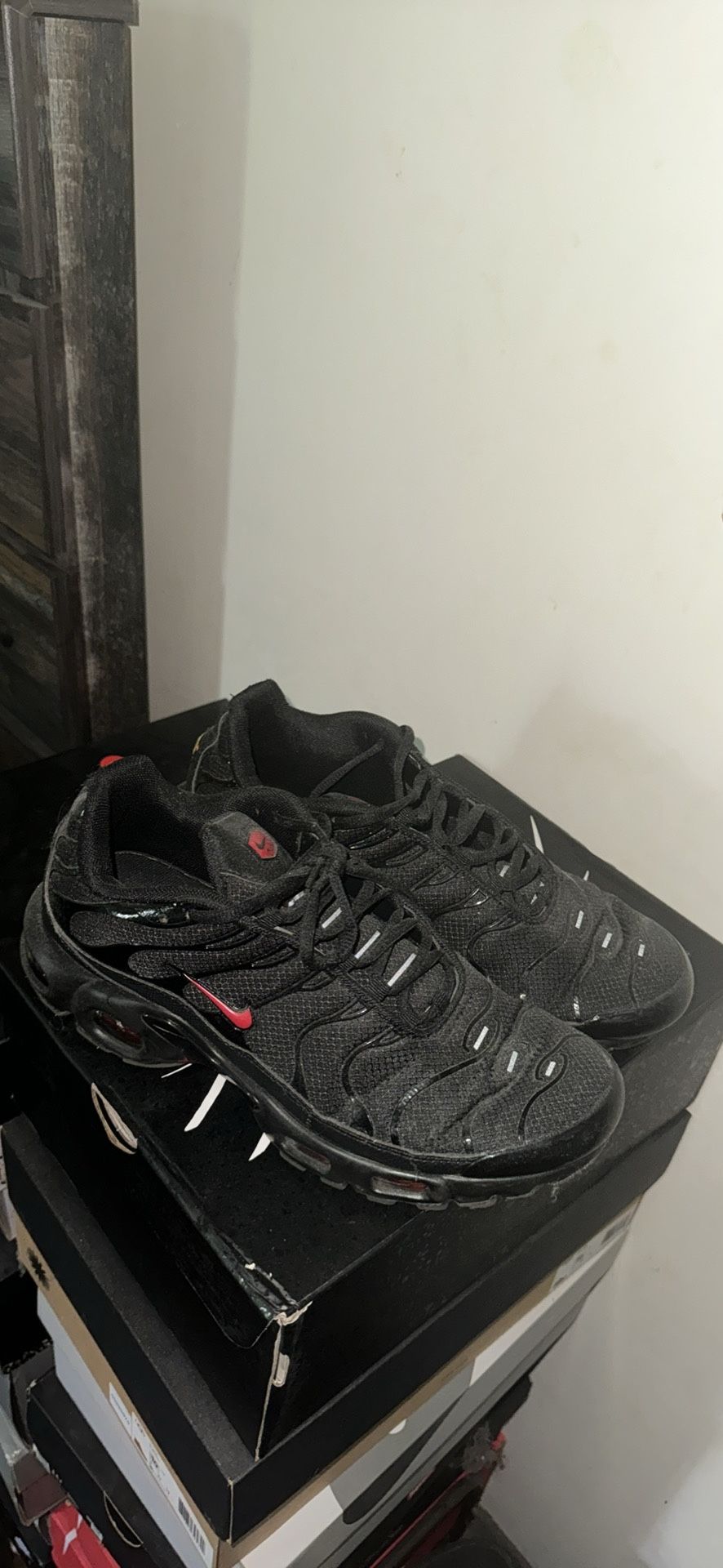 Nike VaporMax “Bred” Size 11 (Used)