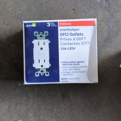 Outlets 3 Pack Box