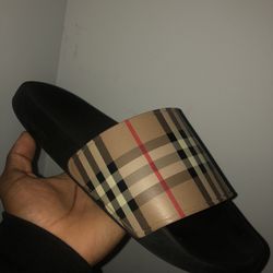 Burberry Slides sz 43