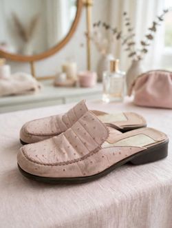 Nine West Dusty Rose Texture Mules Slip On Low Heel Size 9 Pre-Owned Chic Style!
