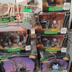 Lots Of halloween Stuff And Xmas 