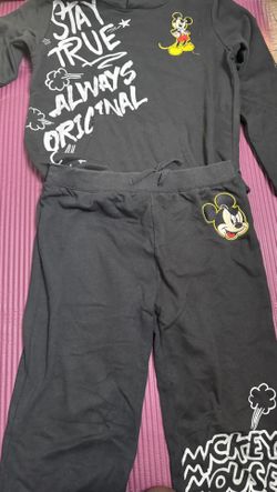 12 Through 14 Sweater And Pants Mickey Mouse