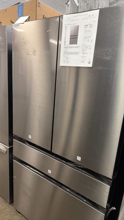Samsung- Wide Bespoke + beverage center (Warranty Available)