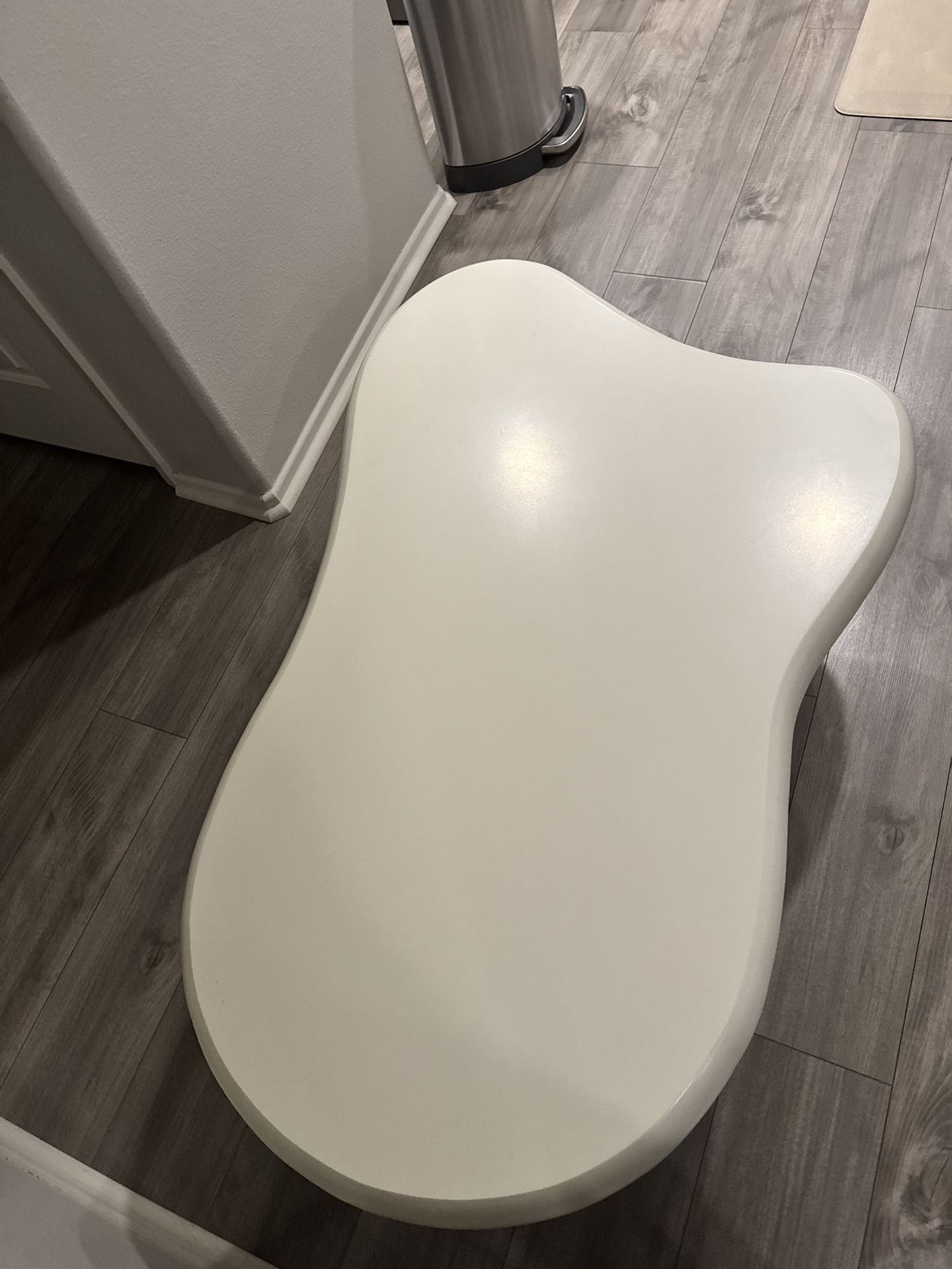 Modern white coffee table