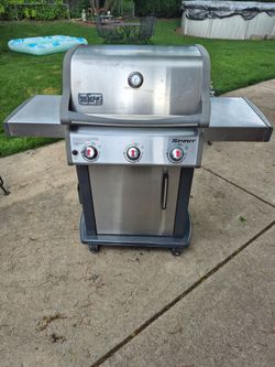 Weber Grill, Works Great!, Propane Tank Not Included