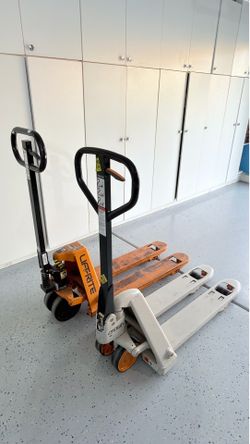 2 pallet jack
