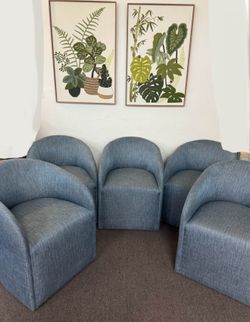 5 rolling dining chairs