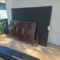 Queen Bed Frame w/ Bunky Board