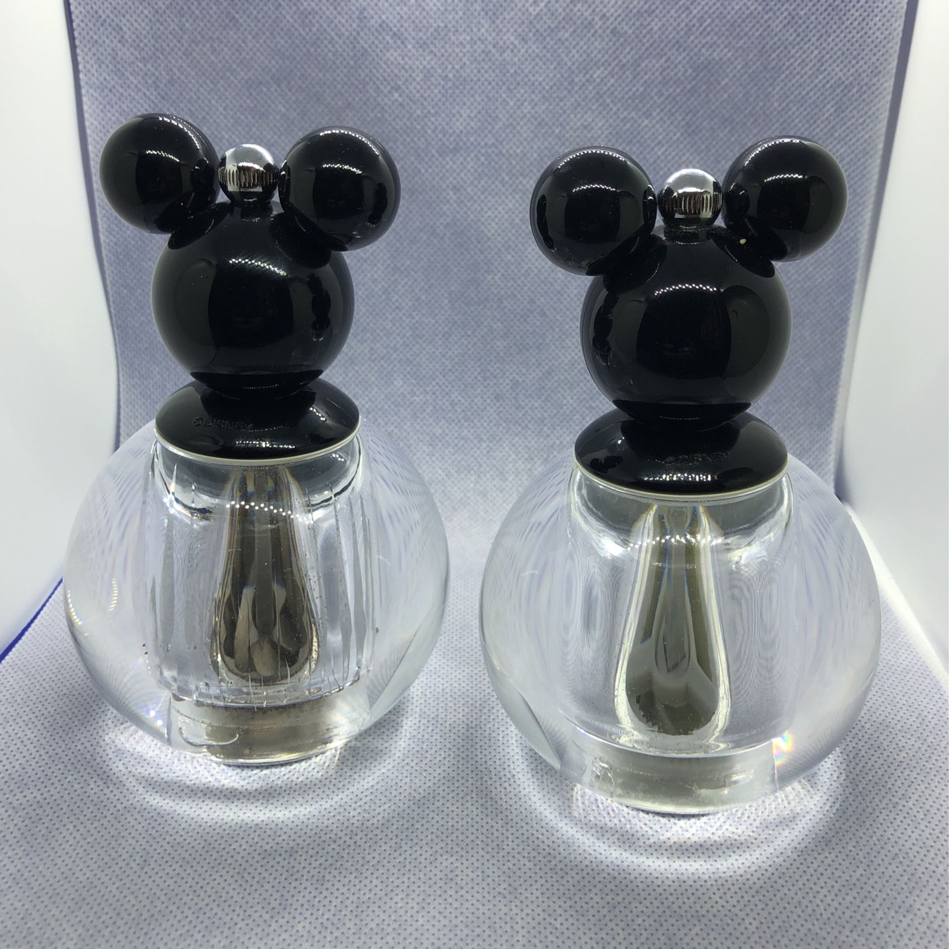 Mickey and Minnie Salt-N-Pepa shakers