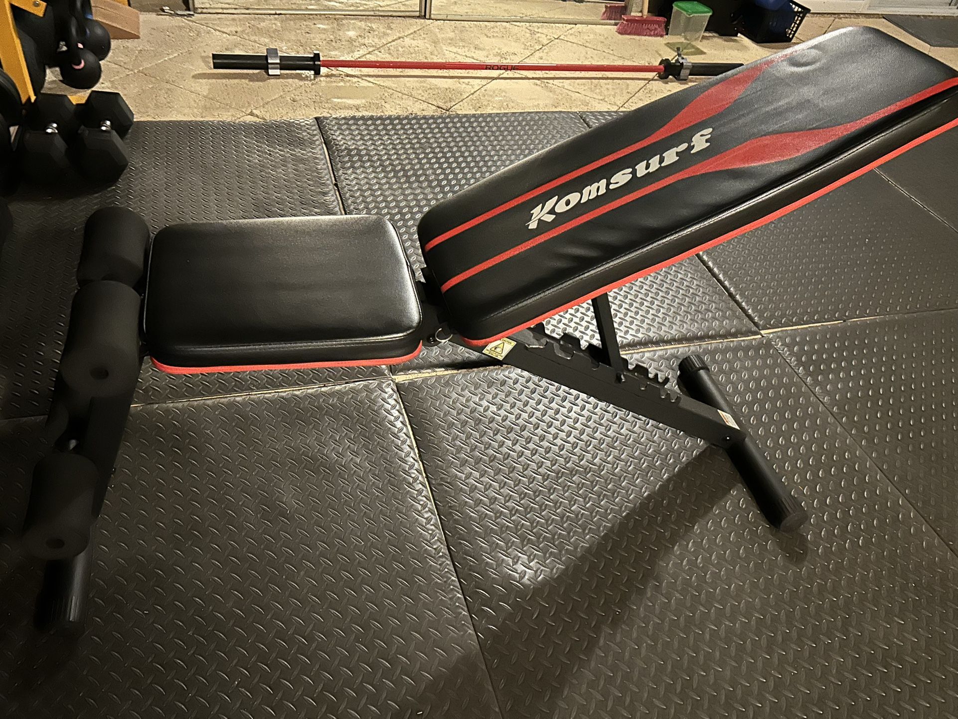 Adjustable Weight Bench 