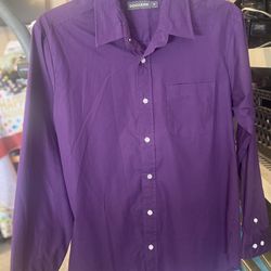 👔Dockers boy’s dressing shirts size:18 📍77530 🚨💲6️⃣ for both| Por las dos OR 💲4️⃣ each|C/U