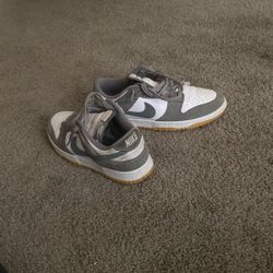 Grey Dunks 