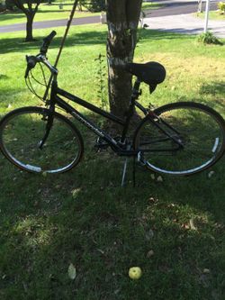 Cannondale H500 woman hybrid bicycle. 24 speed hi end bike. Year in special. Price reduced for quick sale. for Sale in Columbus OH OfferUp