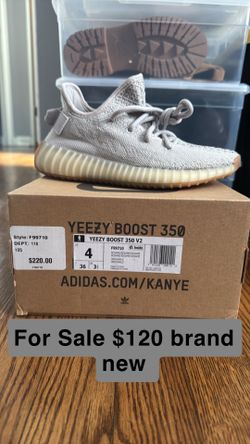 Yeezy boost 350 women’s size 4