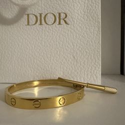 Bracelet