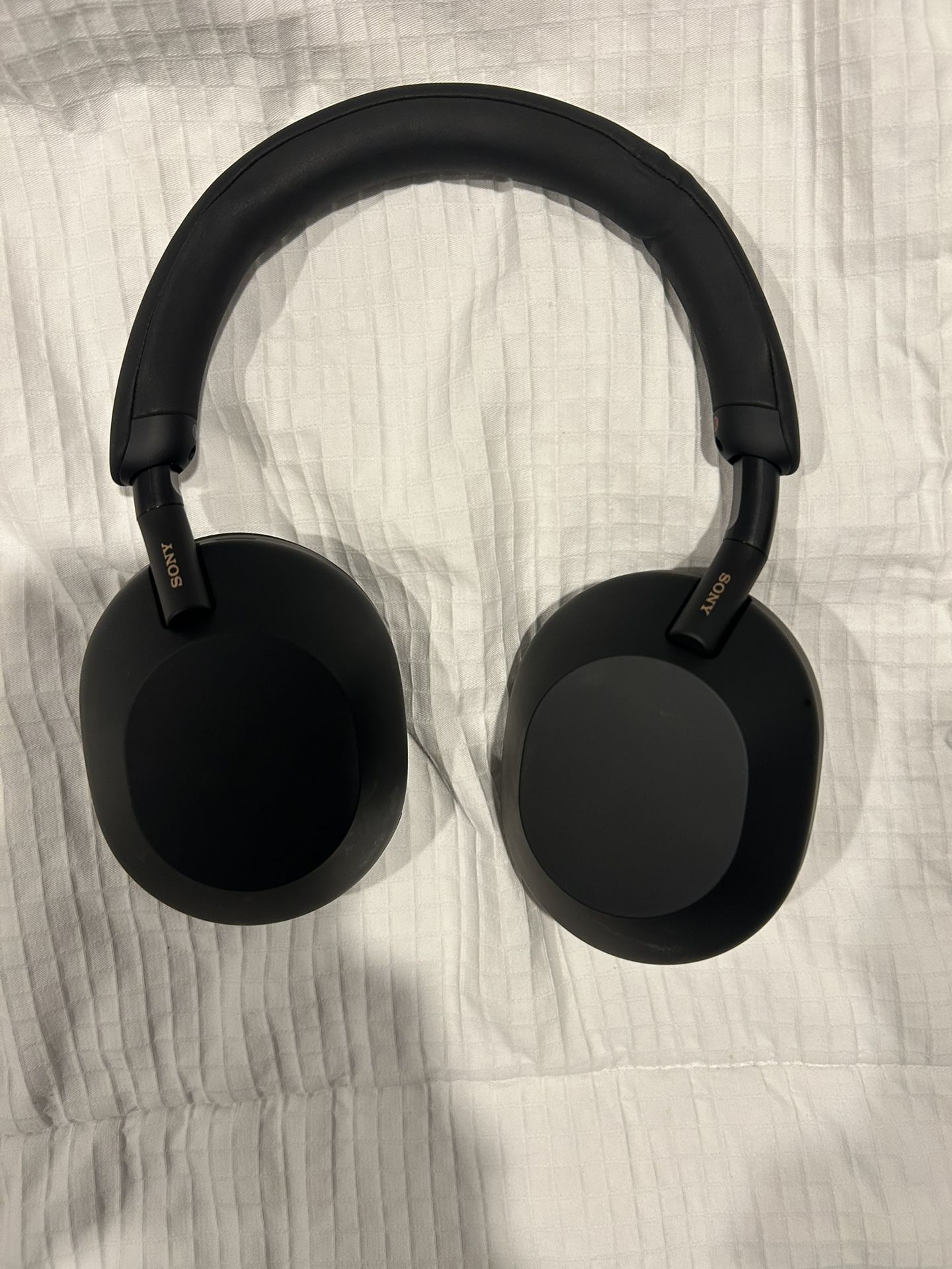 Sony WH-1000XM5 Noise-Canceling Wireless Headphones – Black