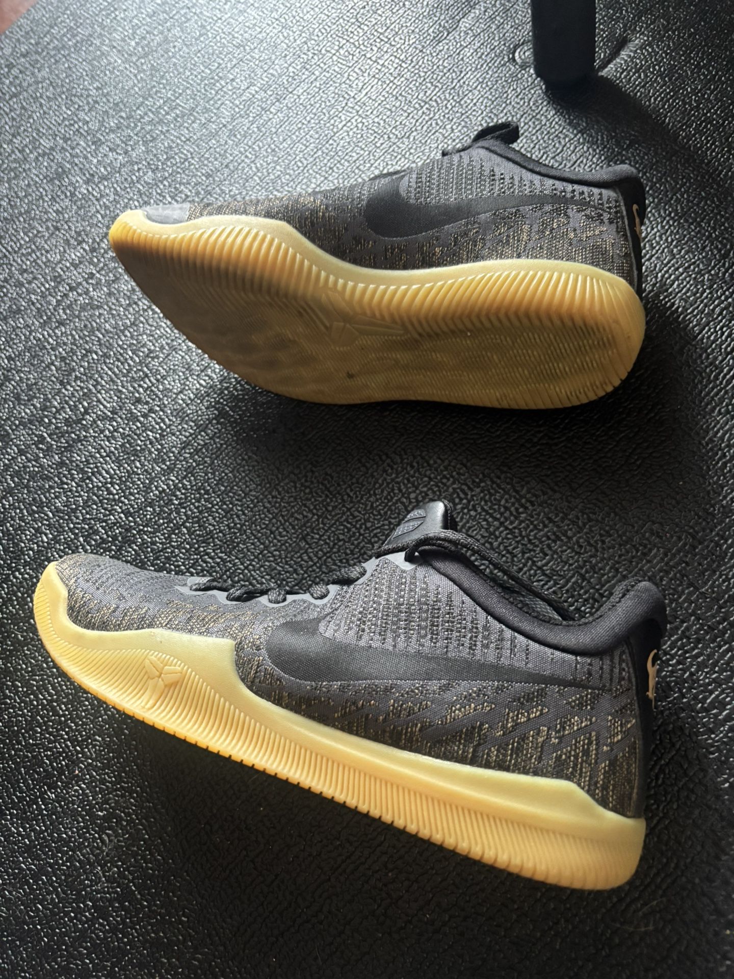 Nike Kobe Bryant Mamba Rage Basketball Shoes